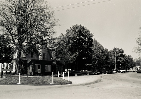 Edinboro Downtown 1994 (15).jpg