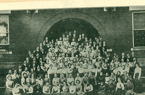 Junior Class 1900