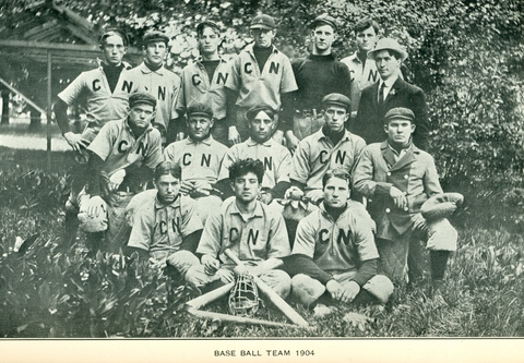 Base Ball Team 1904