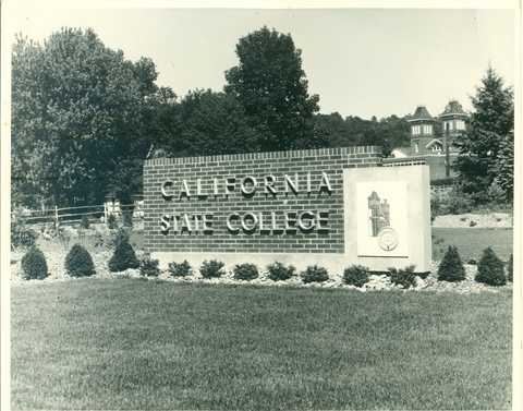 Cal State College sign and landscaping