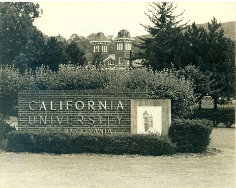 CalU sign and landscaping