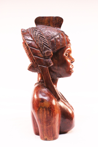 Wooden bust sculpture - view 3