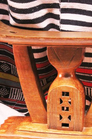 Asante stool (1) - view 2