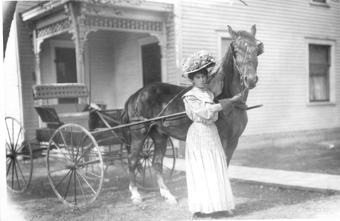 Nettie Wade at home - White's corners - Hobbs Lumber area