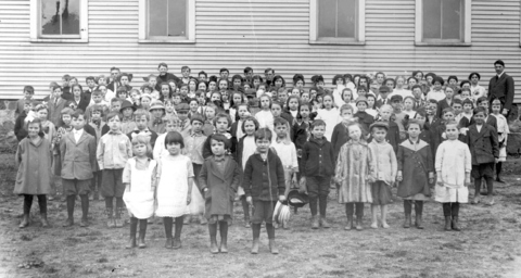 Edinboro Public School about 1915 teachers -F. Burchfield, J. Gillespie, R. Austin, Maude Howard