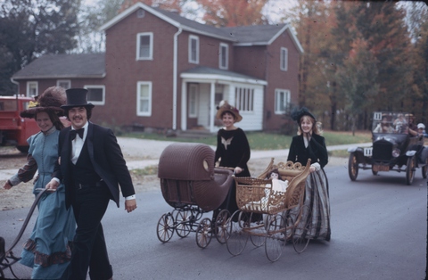 Homecoming 1973_Mary Poppins