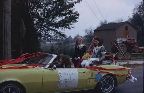 Homecoming 1973_Warren Campus Queen and Court