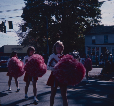 Sasowsky_Homecoming 1982_6_Cheerleaders.jpg