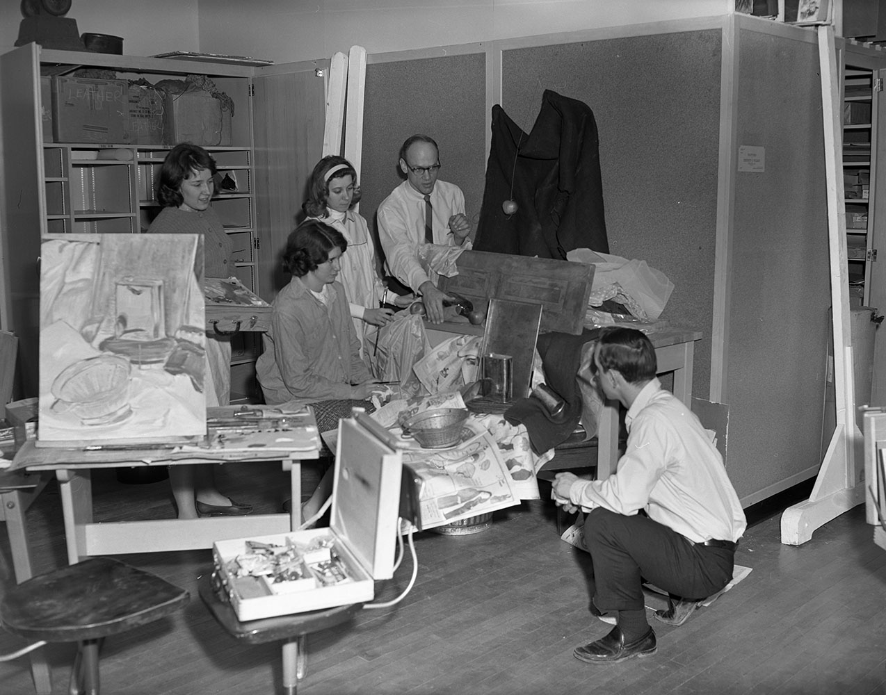 1965-03-12 Advanced Art Course Offered This Year To Promote Student's Talents