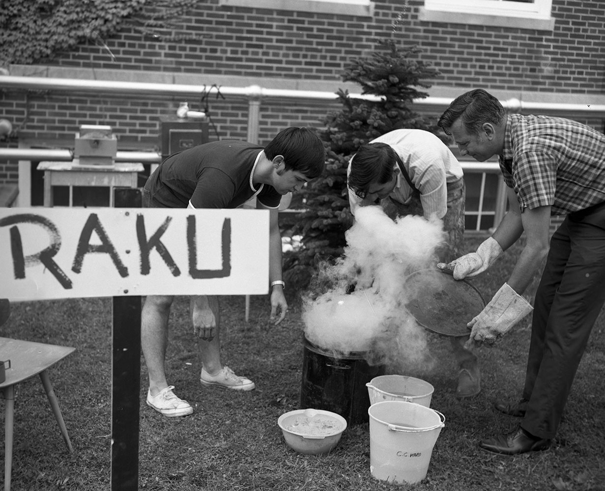 1969-08-02 Ancient Process of Raku Used by Japanese Potters (3)