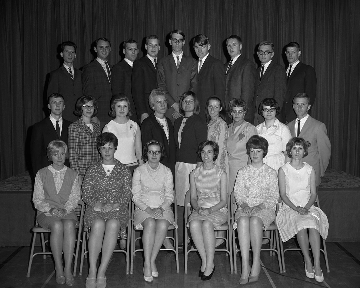 1966-05-20 Scholarships Awarded to Students